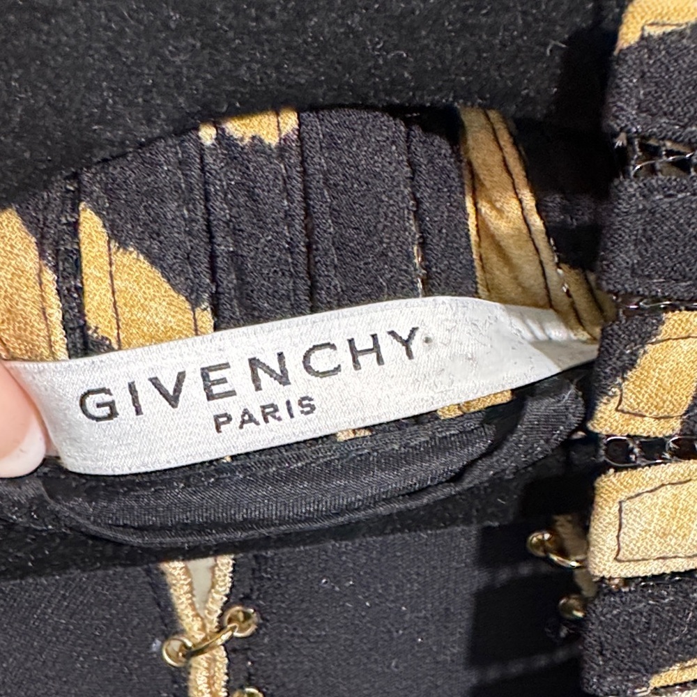 🌠Givenchy Runway! ONE OF A KIND!Reconstructed Black/Gold Leopard Print Zip Vest! - Picture 4 of 10